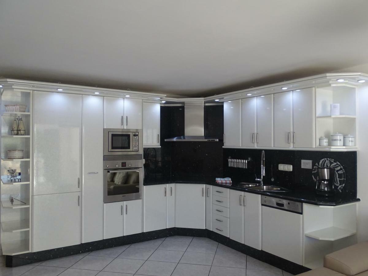 Happy Days Apartment Puerto del Carmen  Luaran gambar